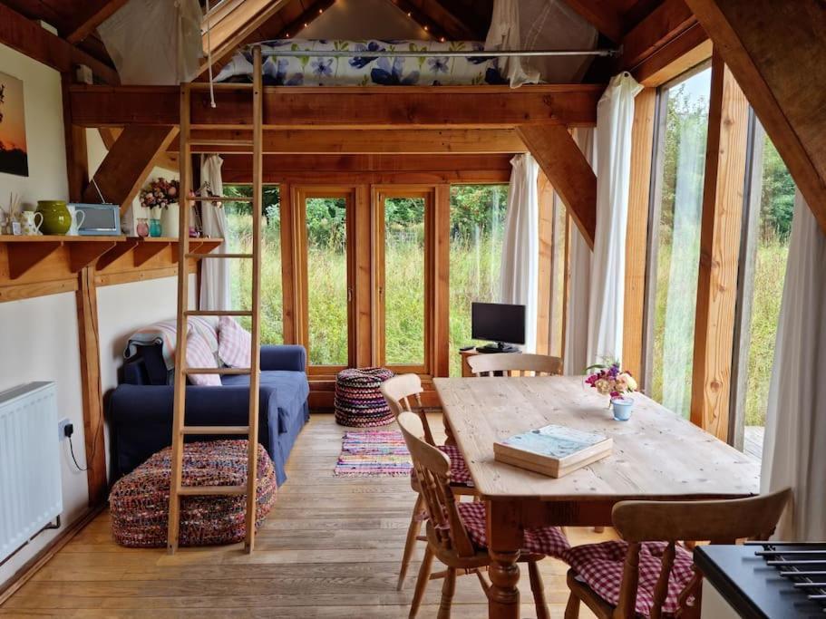 Log Cabin At The Old Summer Dairy Glastonbury サマートン エクステリア 写真
